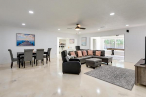 Airy Bradenton Vacation Rental with Patio, Gas Grill